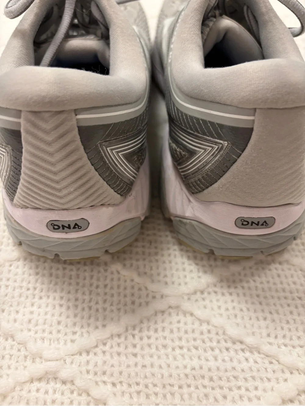 Brooks Women's Gray Ghost 10 DNA Running Shoes